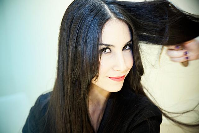 sila sahin 6-3a1.jpg